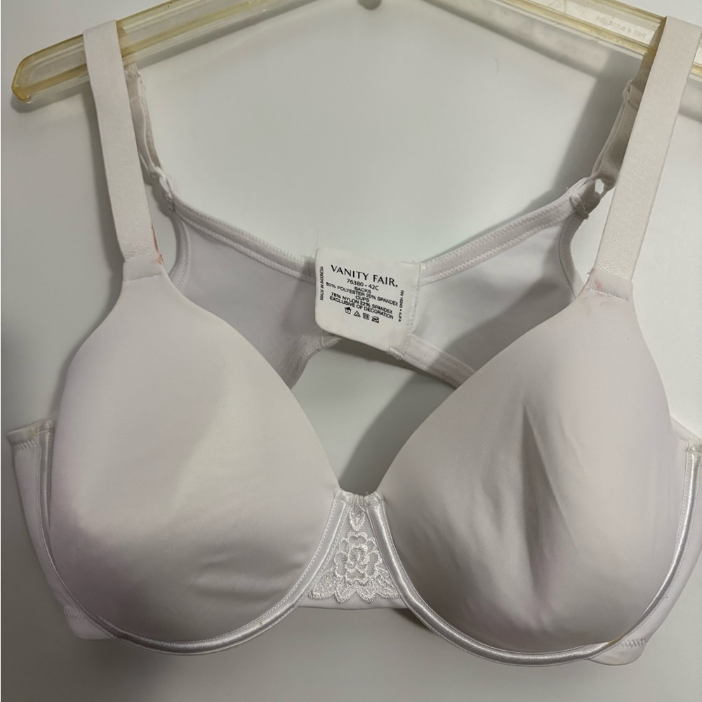 Vanity Fair White Bra